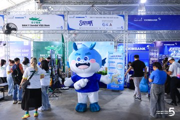 Photo HO CHI MINH CITY NIGHT RUN EXIMBANK 2026 - a3654a8a85f36f7fded172dfc8d0ea1a.jpg