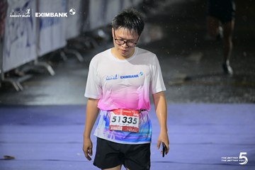 Photo HO CHI MINH CITY NIGHT RUN EXIMBANK 2026 - a39f15590ed8c2ae828baff7ace7a650.jpg