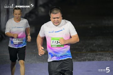 HO CHI MINH CITY NIGHT RUN EXIMBANK 2026 - Ảnh #4980373