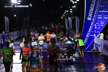 HO CHI MINH CITY NIGHT RUN EXIMBANK 2026 - Ảnh #4988474