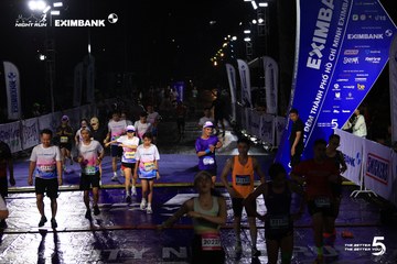 HO CHI MINH CITY NIGHT RUN EXIMBANK 2026 - Ảnh #4988434