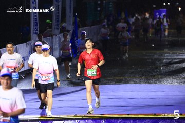 HO CHI MINH CITY NIGHT RUN EXIMBANK 2026 - Ảnh #4987776