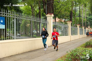 Photo HO CHI MINH CITY NIGHT RUN EXIMBANK 2026 - a50393293b27eda3ffbf0fb0091aebc9.jpg