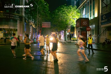 Photo HO CHI MINH CITY NIGHT RUN EXIMBANK 2026 - a5561ef266ae73ec8c3d26da6fe611a6.jpg