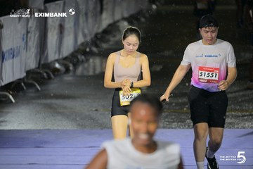 Photo HO CHI MINH CITY NIGHT RUN EXIMBANK 2026 - a58046242c48df30117f4aff2c8819f2.jpg