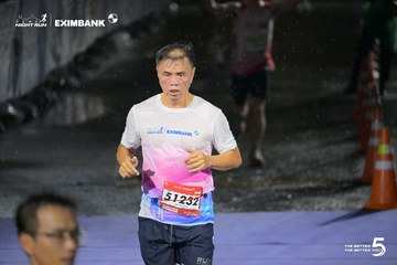 Photo HO CHI MINH CITY NIGHT RUN EXIMBANK 2026 - a6920dd23e24544c6c371fd2d7fb849f.jpg
