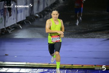 Photo HO CHI MINH CITY NIGHT RUN EXIMBANK 2026 - a6c4dd526fb23c4d4e3b2e10e04ee65c.jpg