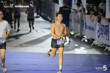 HO CHI MINH CITY NIGHT RUN EXIMBANK 2026 - Ảnh #4980323