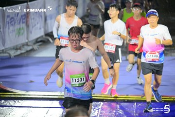 Photo HO CHI MINH CITY NIGHT RUN EXIMBANK 2026 - a6ee2691cece7d3df69e994ece52f16c.jpg