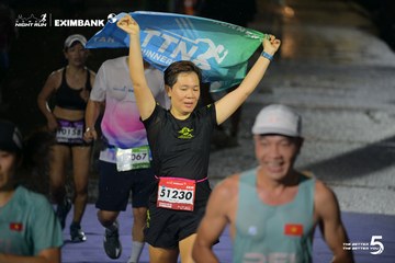 Photo HO CHI MINH CITY NIGHT RUN EXIMBANK 2026 - a8083ed4c8e6eb14a1e4b7e9d71533e4.jpg