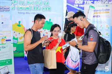 Photo HO CHI MINH CITY NIGHT RUN EXIMBANK 2026 - a81f2a3f0f8da69dd3ecc53460717b63.jpg