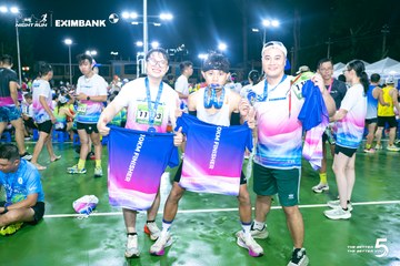 Photo HO CHI MINH CITY NIGHT RUN EXIMBANK 2026 - a866b7213c1f69d78a17deb774f3eab1.jpg
