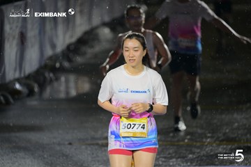 Photo HO CHI MINH CITY NIGHT RUN EXIMBANK 2026 - a944d44f8ae0c7ccb3a3035f25c824dd.jpg