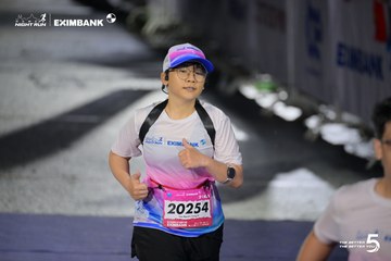 HO CHI MINH CITY NIGHT RUN EXIMBANK 2026 - Ảnh #4984379