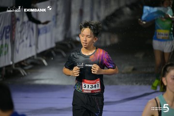 Photo HO CHI MINH CITY NIGHT RUN EXIMBANK 2026 - ac220294a4c815a8a5ae5e71ecd00c9e.jpg
