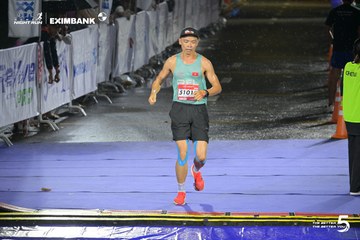 Photo HO CHI MINH CITY NIGHT RUN EXIMBANK 2026 - acdc74a7e1991954632d5f69ba9031c2.jpg