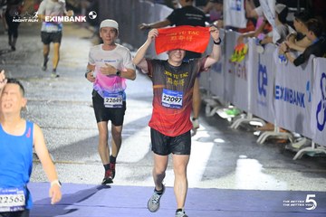 HO CHI MINH CITY NIGHT RUN EXIMBANK 2026 - Ảnh #4981590