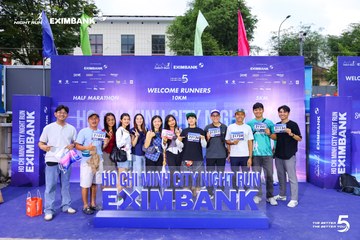 Photo HO CHI MINH CITY NIGHT RUN EXIMBANK 2026 - af7570d0d1db53dc250869c30fa82844.jpg