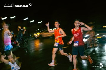 Photo HO CHI MINH CITY NIGHT RUN EXIMBANK 2026 - aff44eaf92e3fe77d59e019daa4884f5.jpg