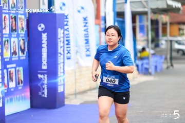 Photo HO CHI MINH CITY NIGHT RUN EXIMBANK 2026 - b00bd356687b4113488381244b712dfd.jpg