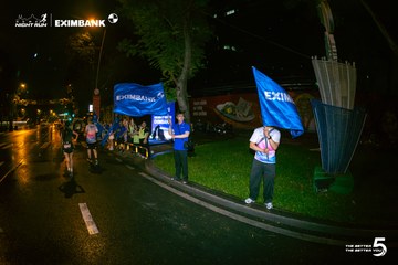 Photo HO CHI MINH CITY NIGHT RUN EXIMBANK 2026 - b02989cfefa2688bab7a257784517b11.jpg