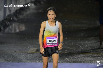 Photo HO CHI MINH CITY NIGHT RUN EXIMBANK 2026 - b09cfa7ebb1710eebd558b92dfc33643.jpg