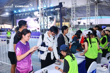 Photo HO CHI MINH CITY NIGHT RUN EXIMBANK 2026 - b0a043f40a34268a1f7c1cb04f0e0353.jpg