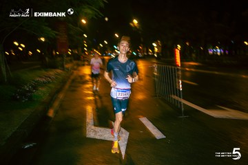 Photo HO CHI MINH CITY NIGHT RUN EXIMBANK 2026 - b0b1c1331e56c74c5784d60260a544bf.jpg