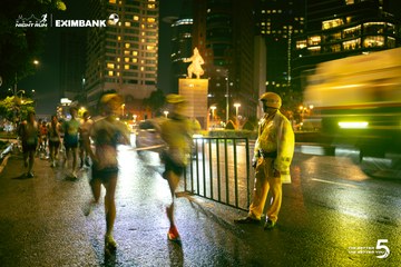 Photo HO CHI MINH CITY NIGHT RUN EXIMBANK 2026 - b0c9bc7e2f9f8603bdd692315f8aee06.jpg