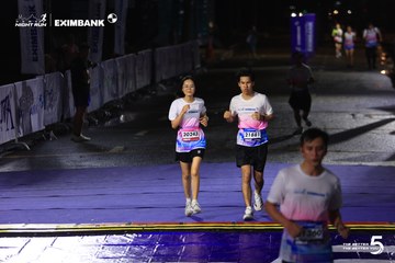 HO CHI MINH CITY NIGHT RUN EXIMBANK 2026 - Ảnh #4986581