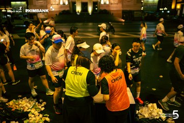 Photo HO CHI MINH CITY NIGHT RUN EXIMBANK 2026 - b1d4fb00e07e3e954af0b11648c4fc3d.jpg
