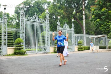 Photo HO CHI MINH CITY NIGHT RUN EXIMBANK 2026 - b23d68f58b8fd1f6ee24d53d72881ce5.jpg