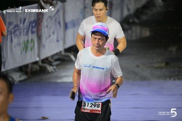Photo HO CHI MINH CITY NIGHT RUN EXIMBANK 2026 - b4e501167fdbed6c7c08a643d6181d11.jpg