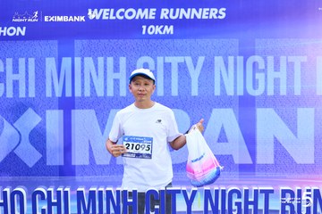 Photo HO CHI MINH CITY NIGHT RUN EXIMBANK 2026 - b5abe768d31b9630d873d64086f2ff74.jpg