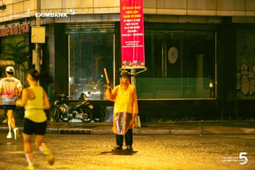 Photo HO CHI MINH CITY NIGHT RUN EXIMBANK 2026 - b5ad4e3b0810683d4050d9e15650f6ec.jpg