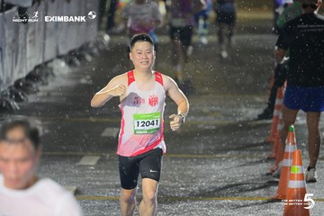 Photo HO CHI MINH CITY NIGHT RUN EXIMBANK 2026 - b6cffd05b685e4f3d114396e162fce74.jpg