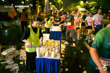 Photo HO CHI MINH CITY NIGHT RUN EXIMBANK 2026 - b7fb8f4ca1559be50a2b97745e1f39d0.jpg