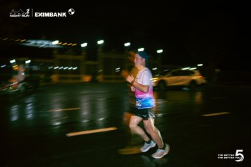 Photo HO CHI MINH CITY NIGHT RUN EXIMBANK 2026 - b83a274898ca62f81f76e6f9eff37d09.jpg