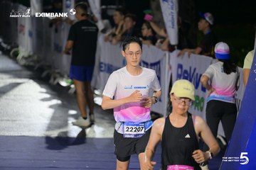 HO CHI MINH CITY NIGHT RUN EXIMBANK 2026 - Ảnh #4981065