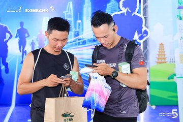 Photo HO CHI MINH CITY NIGHT RUN EXIMBANK 2026 - b8cecf874e2c3685748bdb950f5b657f.jpg