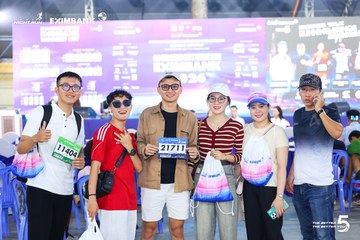 Photo HO CHI MINH CITY NIGHT RUN EXIMBANK 2026 - b9222b7d42d6e0bf6dfd1c91a21871df.jpg