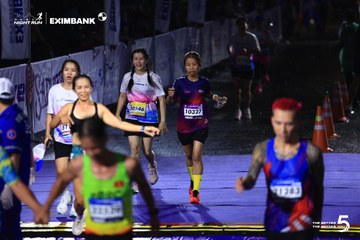 HO CHI MINH CITY NIGHT RUN EXIMBANK 2026 - Ảnh #4987315