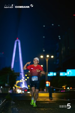 Ảnh sự kiện HO CHI MINH CITY NIGHT RUN EXIMBANK 2026 - b9f7cbd38fe7be846265195e43296b09.jpg