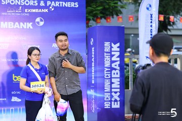 Photo HO CHI MINH CITY NIGHT RUN EXIMBANK 2026 - ba28ef9d92f815c53d5623e5bd2ddae1.jpg