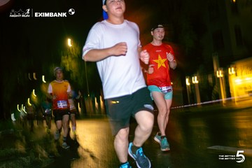 Photo HO CHI MINH CITY NIGHT RUN EXIMBANK 2026 - ba3e4fa96ec02bc2abbee6833c1d04f8.jpg