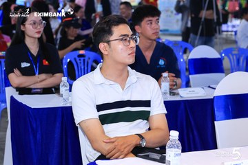 Photo HO CHI MINH CITY NIGHT RUN EXIMBANK 2026 - bba2f88581fe4494463e97a53b60ddd6.jpg