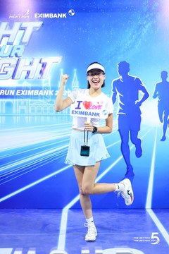 Photo HO CHI MINH CITY NIGHT RUN EXIMBANK 2026 - bbe0bcce2303d2daa8e8e40cab0812ab.jpg