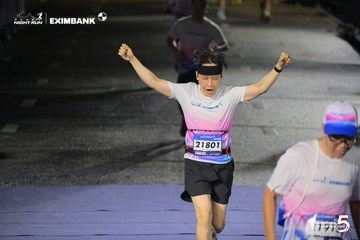 HO CHI MINH CITY NIGHT RUN EXIMBANK 2026 - Ảnh #4984064