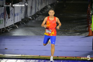 Photo HO CHI MINH CITY NIGHT RUN EXIMBANK 2026 - bc1aaadccfd4e8129111bf3a014855f5.jpg