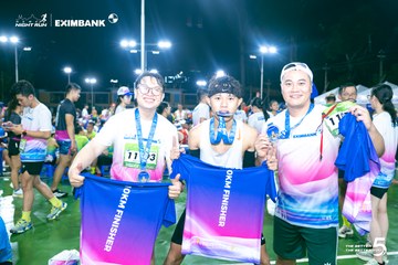 Photo HO CHI MINH CITY NIGHT RUN EXIMBANK 2026 - bd73651a374ce308ea53394849e44d7c.jpg
